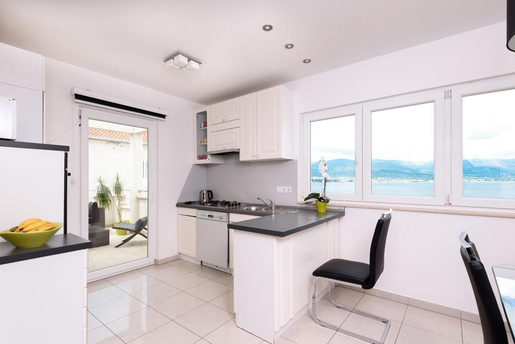 Apartments Salona Trogir Exterior foto