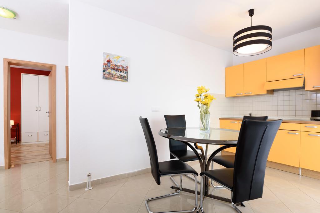 Apartments Salona Trogir Exterior foto
